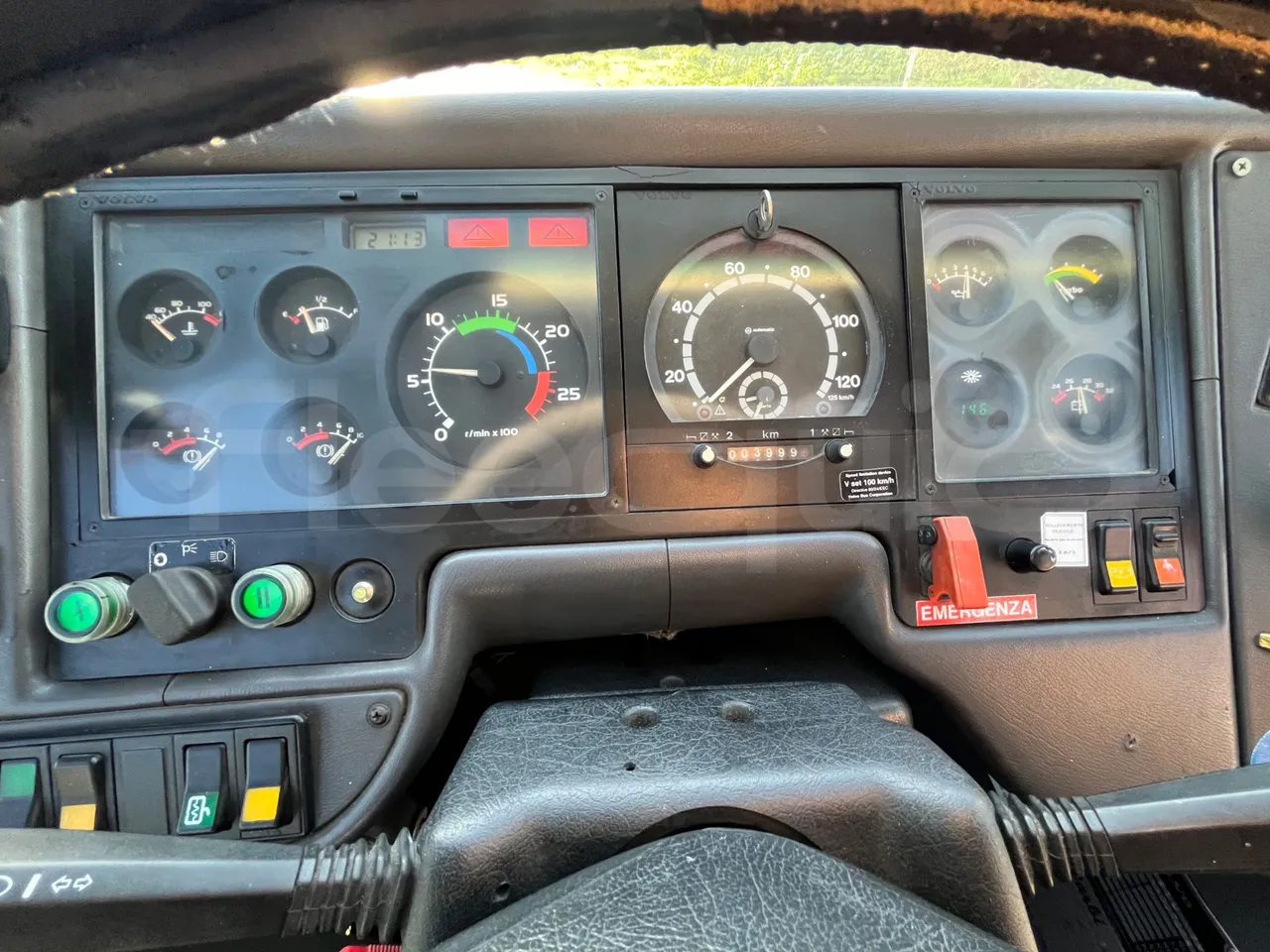 Volvo Barbi Echo B12 60/38  - Euro2 - 279kW - 12mt - dashboard lights on