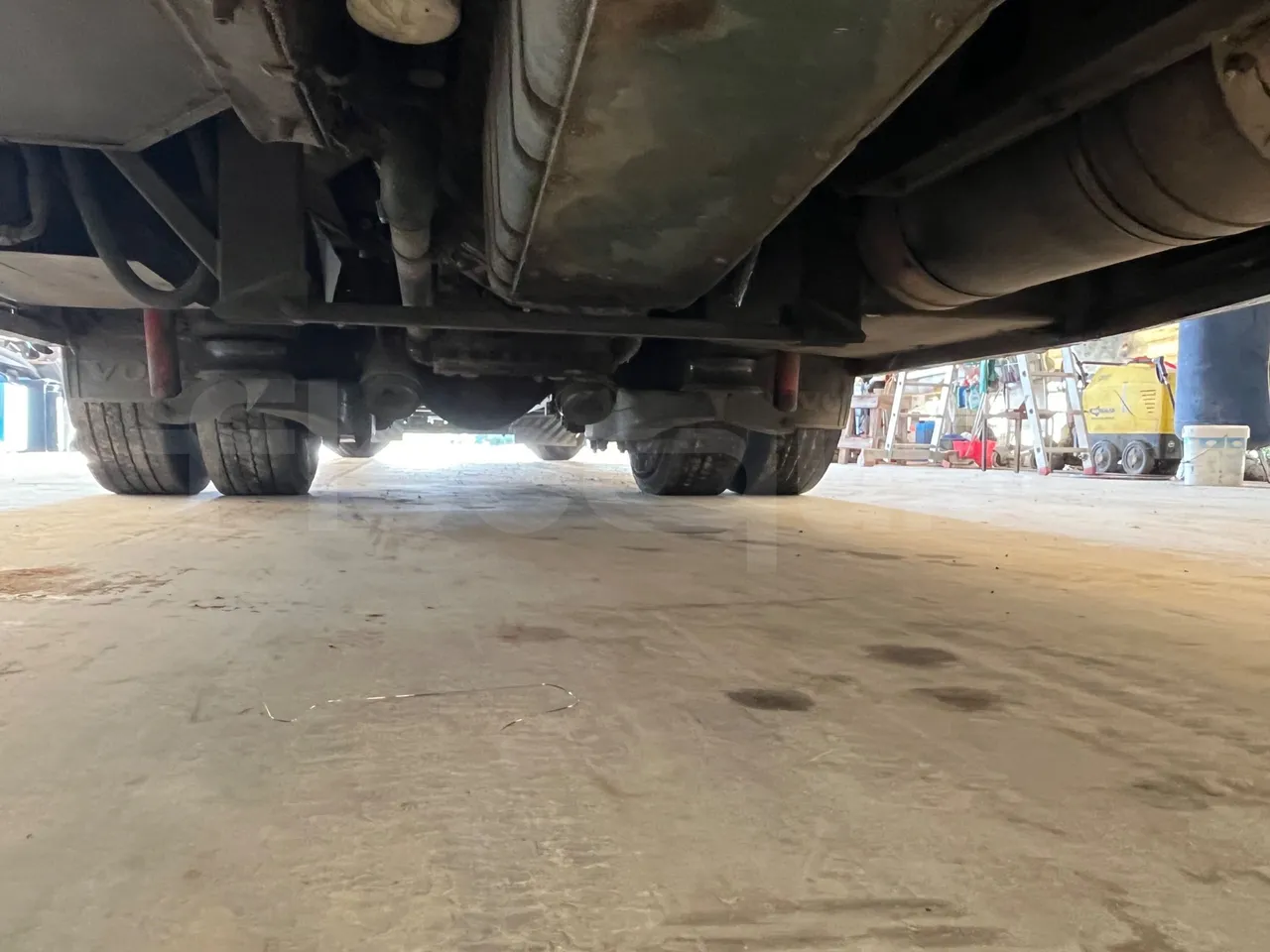 Volvo Barbi Echo B12 60/38  - Euro2 - 279kW - 12mt - engine without protection