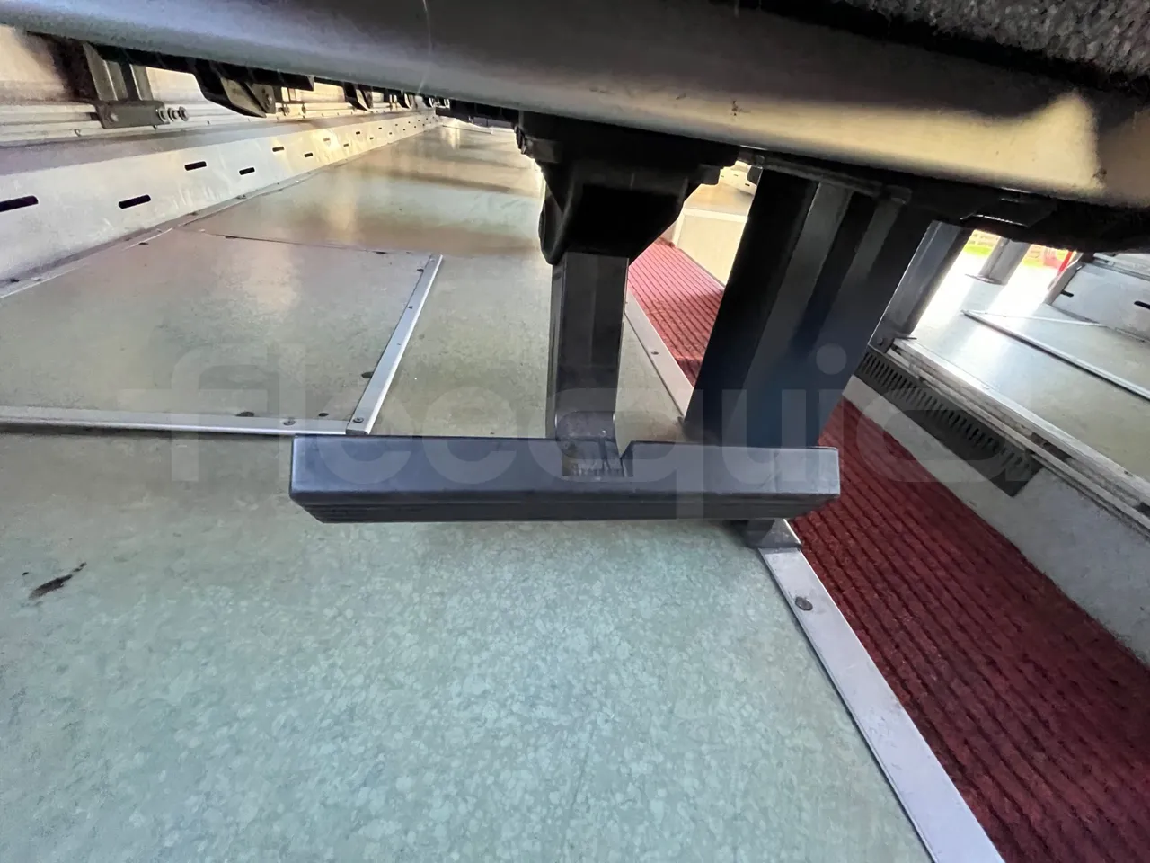 Volvo Barbi Echo B12 60/38  - Euro2 - 279kW - 12mt - footrest detail photo