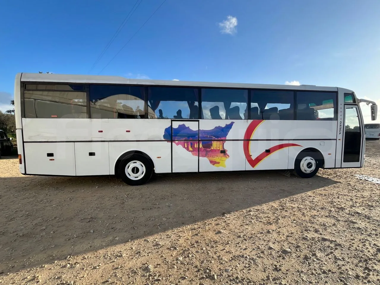 Volvo Barbi Echo B12 60/38  - Euro2 - 279kW - 12mt - right side doors closed