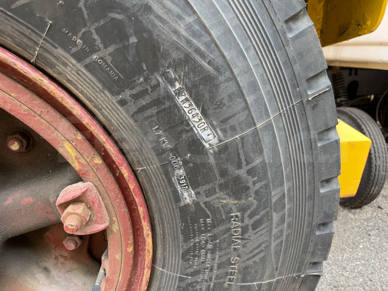 Manghi Gru MTA 160/1 MTA 160/1 - 81kW - rear left tire photo