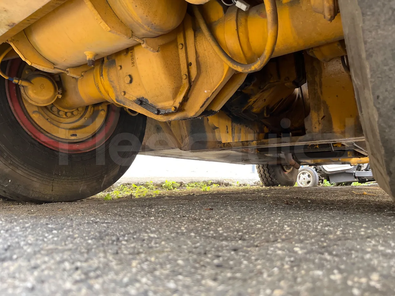 Manghi Gru MTA 160/1 MTA 160/1 - 81kW - front axle right side