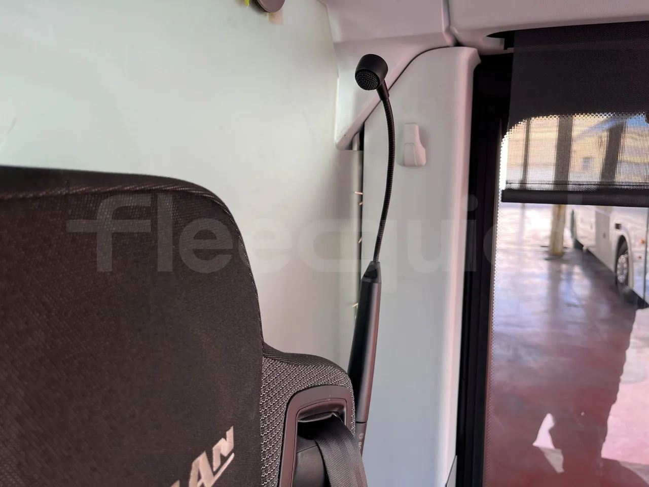 Neoplan Skyliner V6ACE - Euro6 - 375kW - 14mt - driver microphone accessories photo