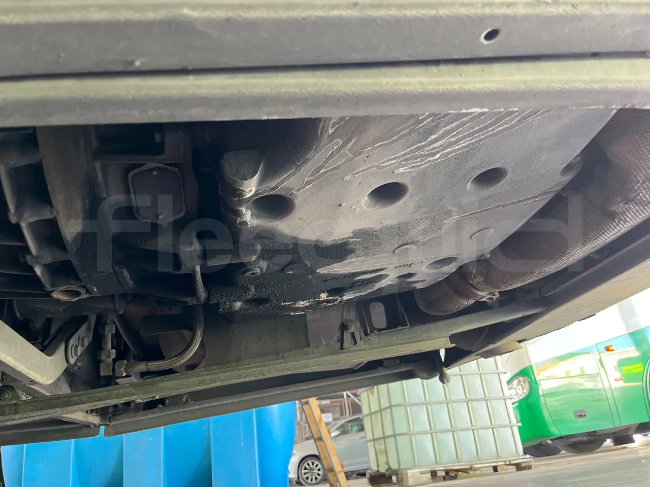 Neoplan Skyliner V6ACE - Euro6 - 375kW - 14mt - engine without protection