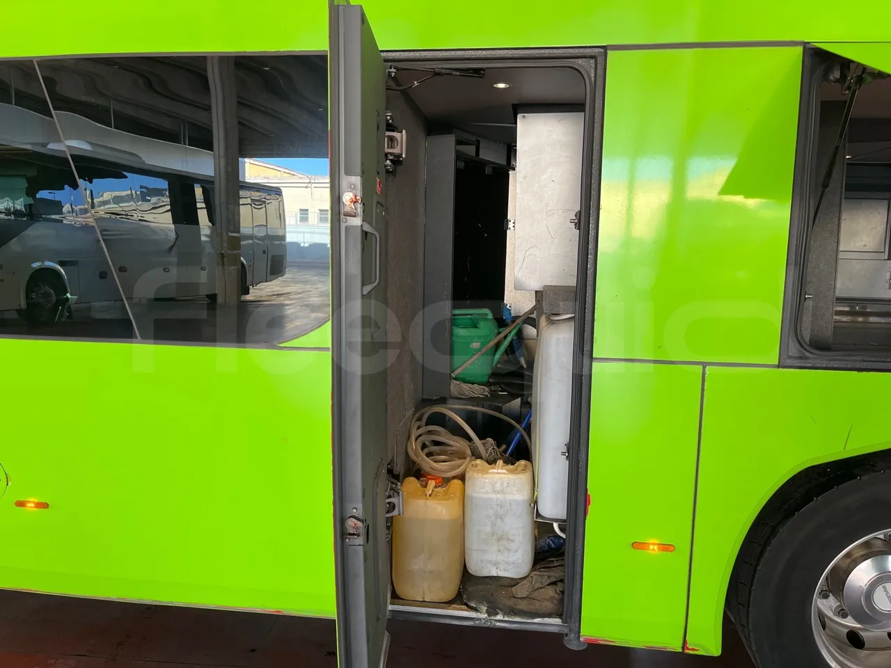 Neoplan Skyliner V6ACE - Euro6 - 375kW - 14mt - internal frame rust check