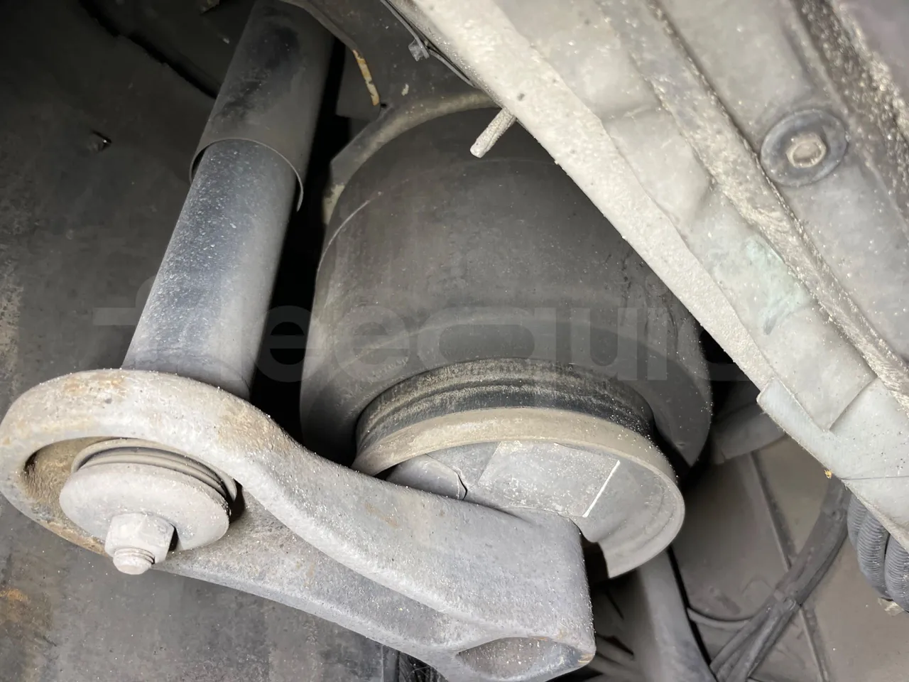 Mercedes-Benz O 530 G- 3P - Euro5 - 260kW - 17.940mt - axel 2 air springs 2 left