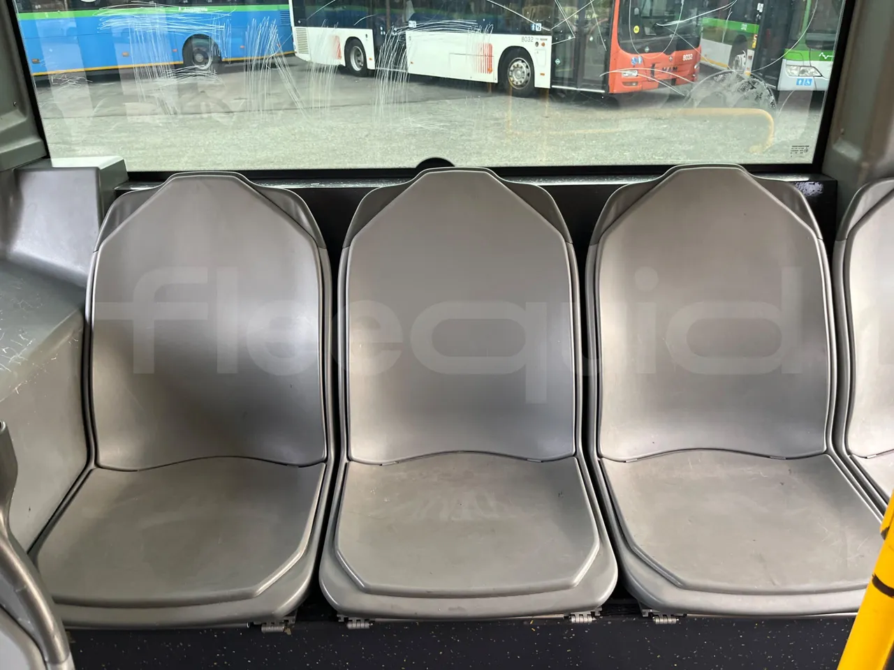 Mercedes-Benz O 530 G- 3P - Euro5 - 260kW - 17.940mt - single seat detail