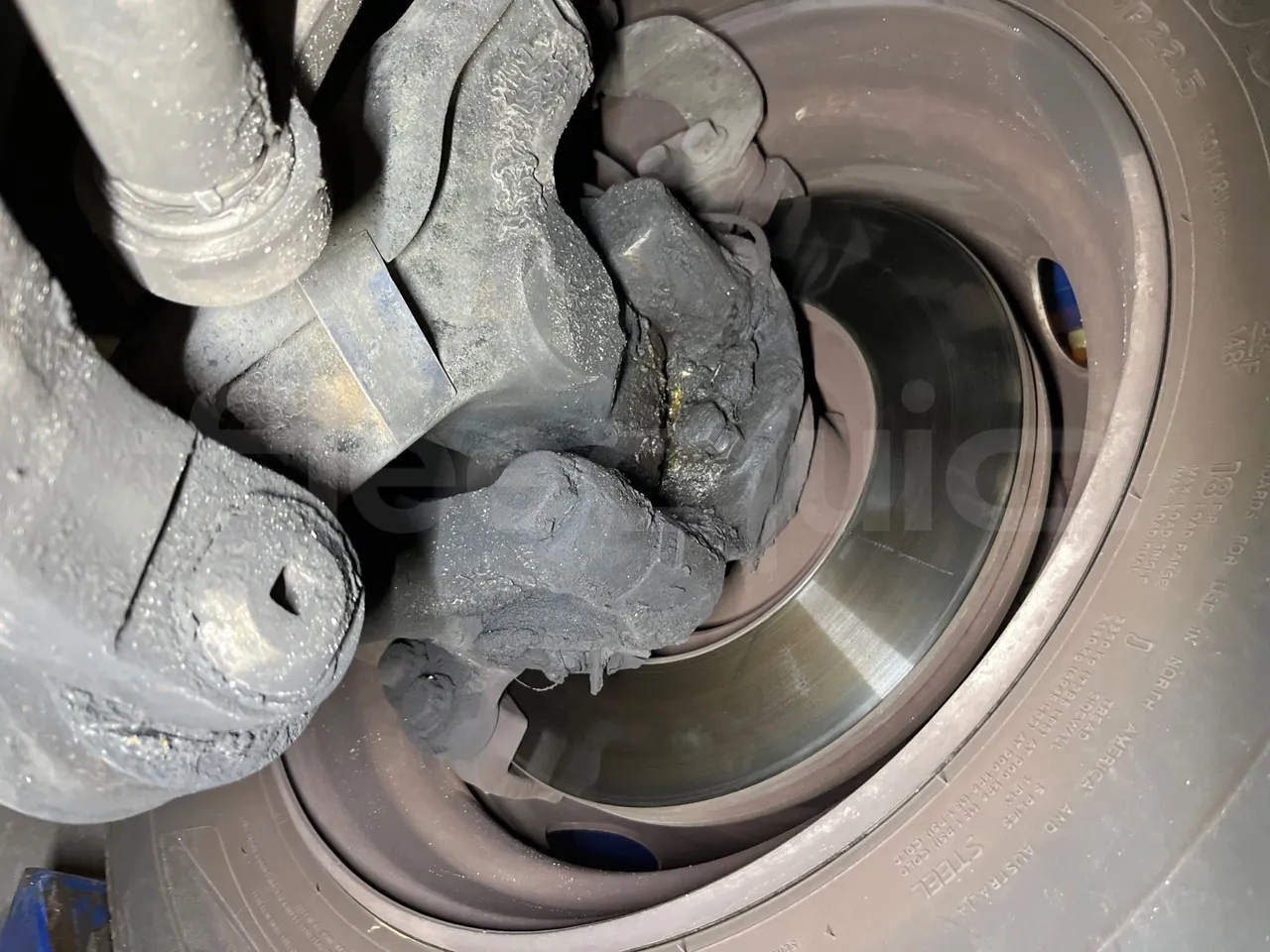 Mercedes-Benz O 530 G- 3P - Euro5 - 260kW - 17.940mt - front discs right