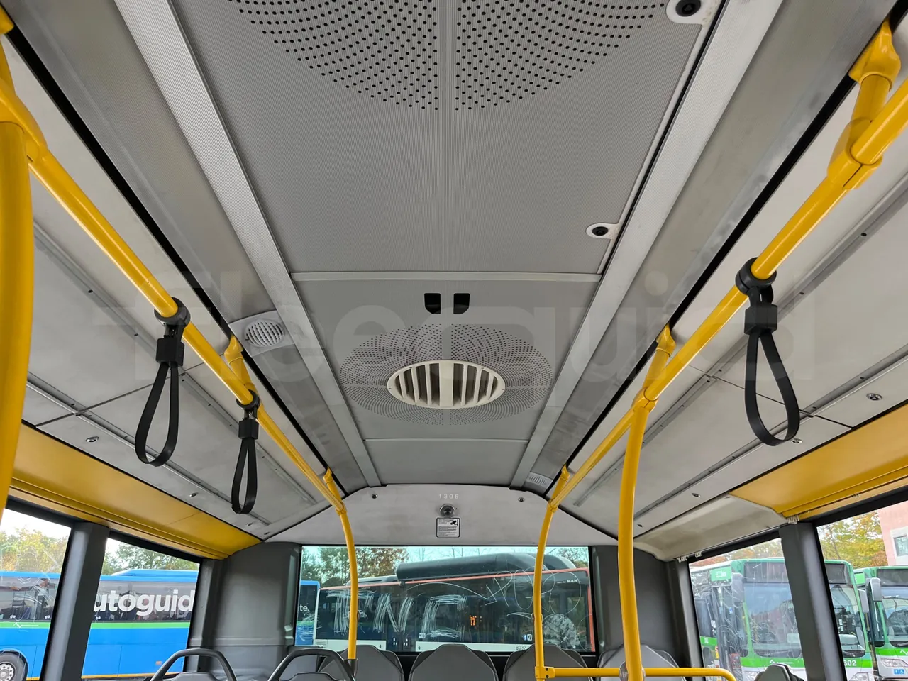 Mercedes-Benz O 530 G- 3P - Euro5 - 260kW - 17.940mt - roof hatch 1