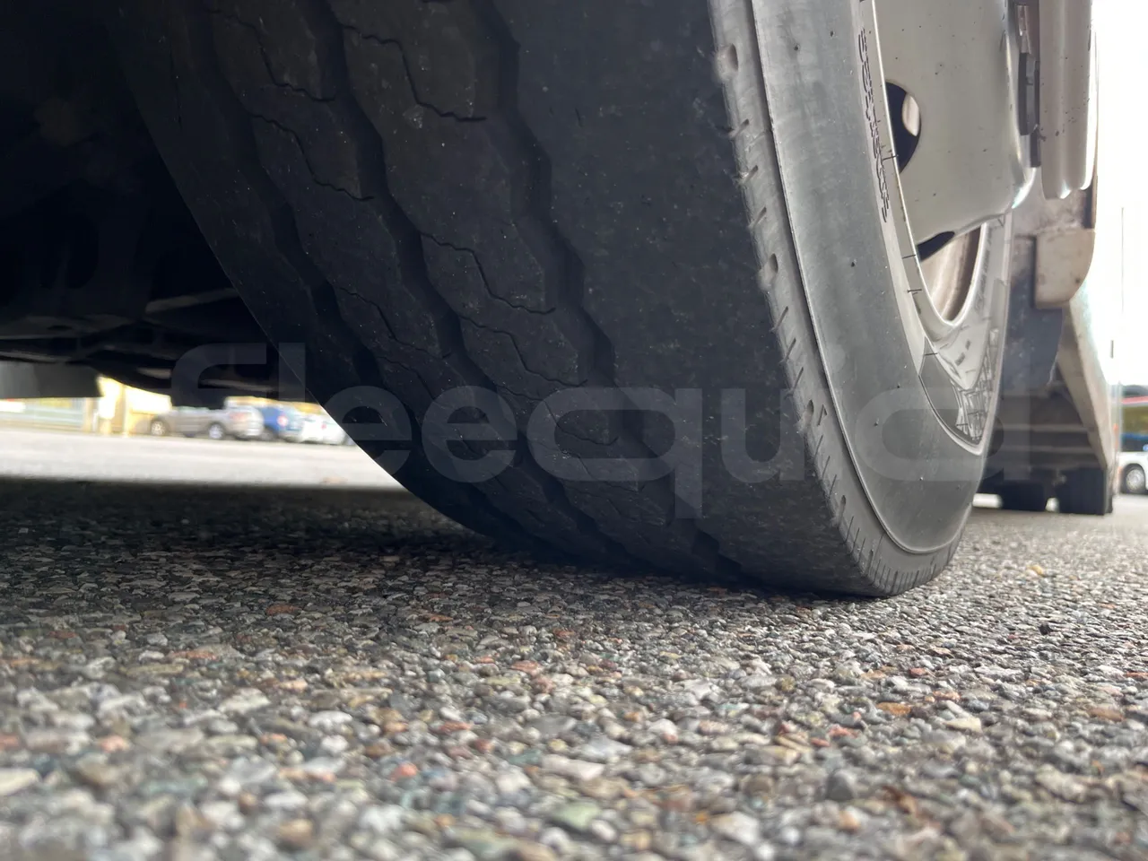 Mercedes-Benz O 530 G- 3P - Euro5 - 260kW - 17.940mt - tread condition front tires left