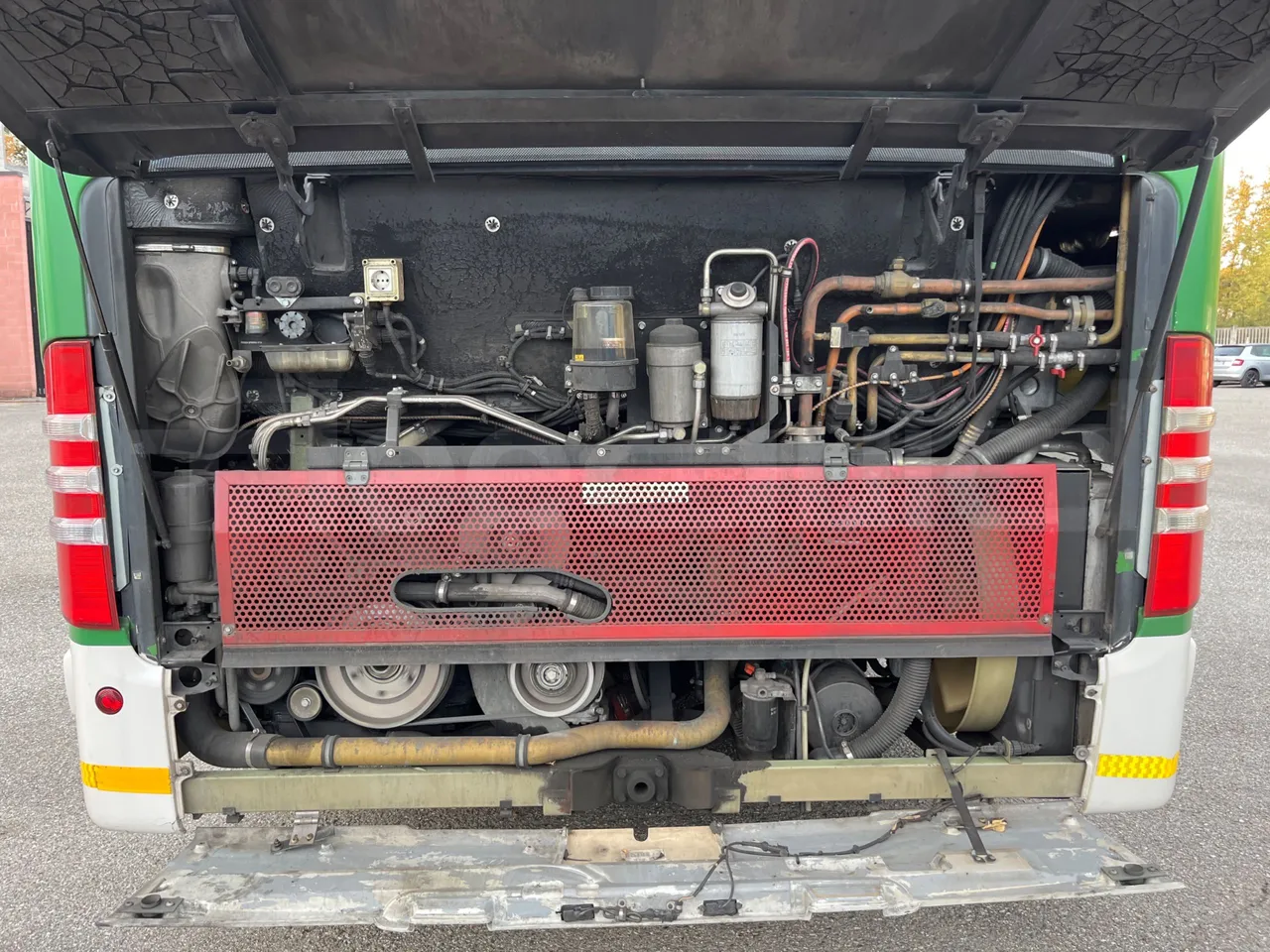 Mercedes-Benz O 530 G- 3P - Euro5 - 260kW - 17.940mt - rear hatch open