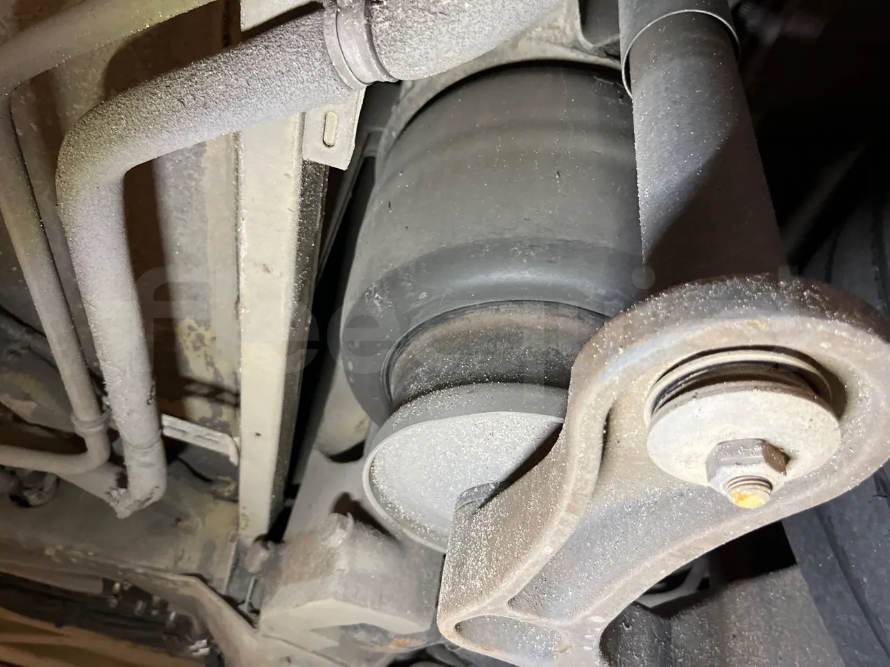 Mercedes-Benz O 530 G- 3P - Euro5 - 260kW - 17.940mt - axel 3 shock absorbers 2 left