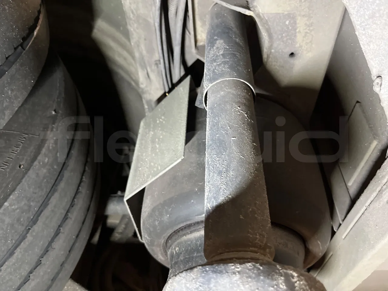 Mercedes-Benz O 530 G- 3P - Euro5 - 260kW - 17.940mt - axel 3 shock absorbers 1 right