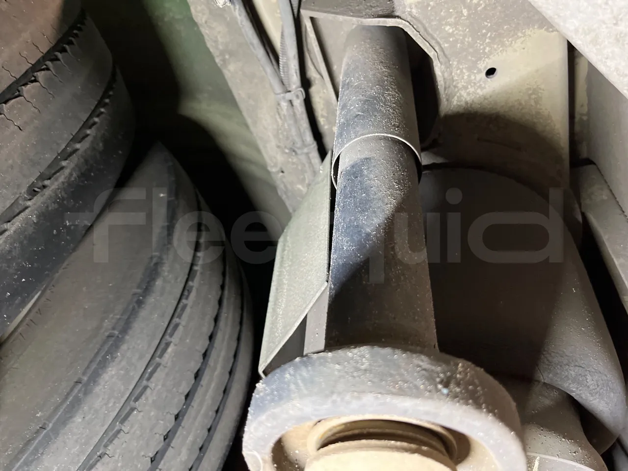 Mercedes-Benz O 530 G- 3P - Euro5 - 260kW - 17.940mt - axle 2 shock absorbers 1 right