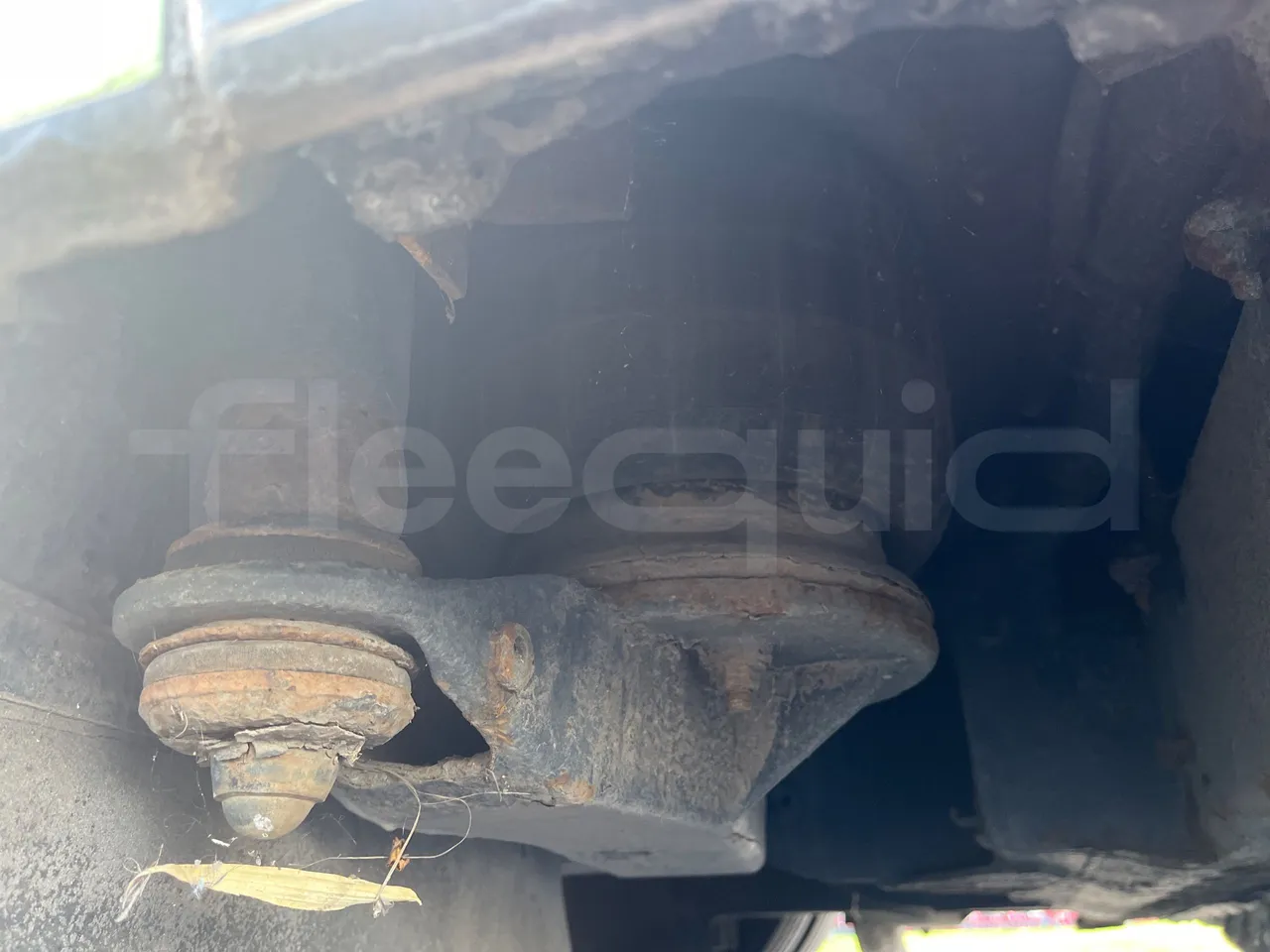 Volvo G891H L291LH24J8100 / Euro 6 - 177 Kw - 18.750 Mt - axel 2 air springs 2 left