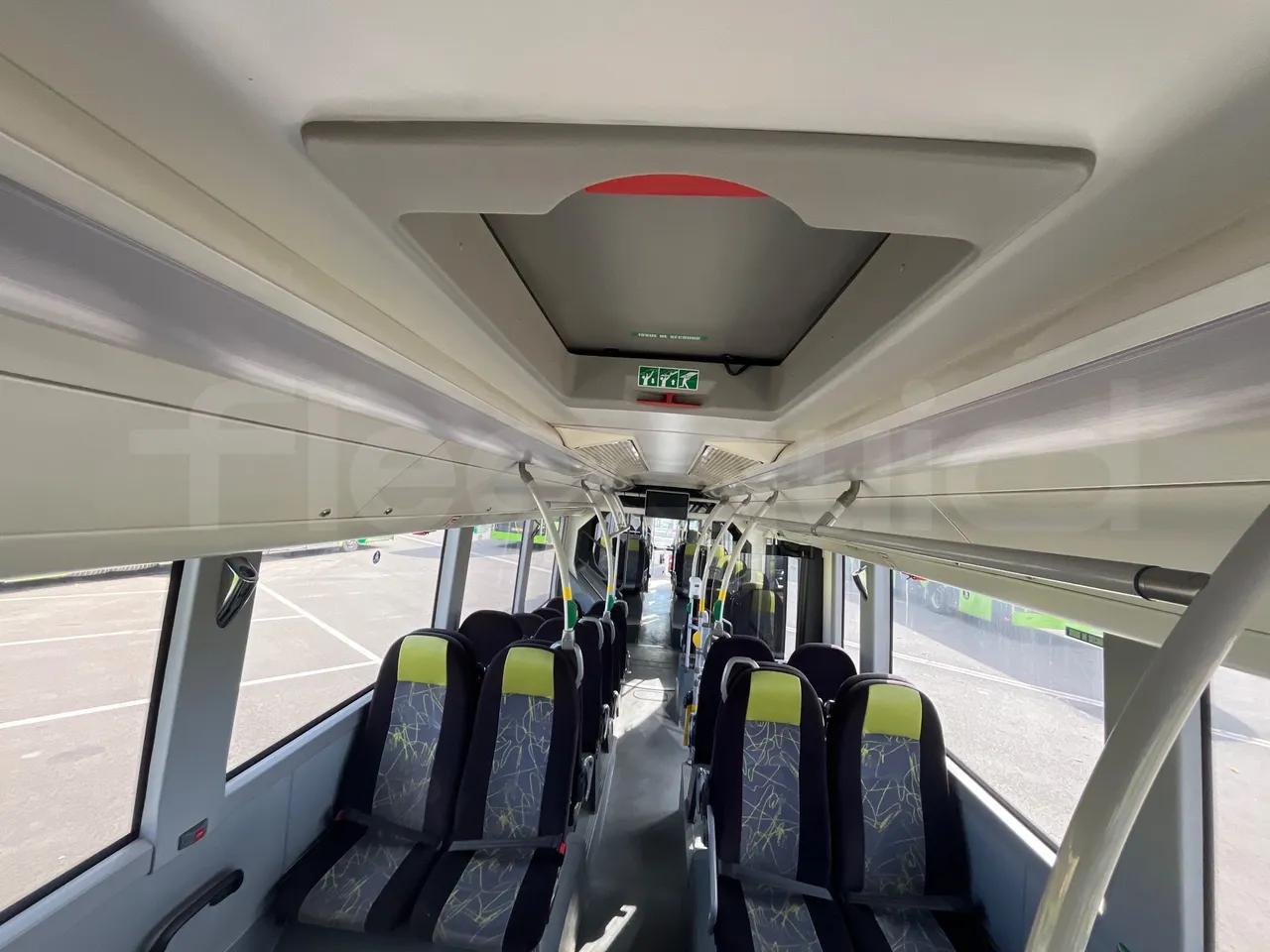 Volvo G891H L291LH24J8100 / Euro 6 - 177 Kw - 18.750 Mt - overhead compartments photo