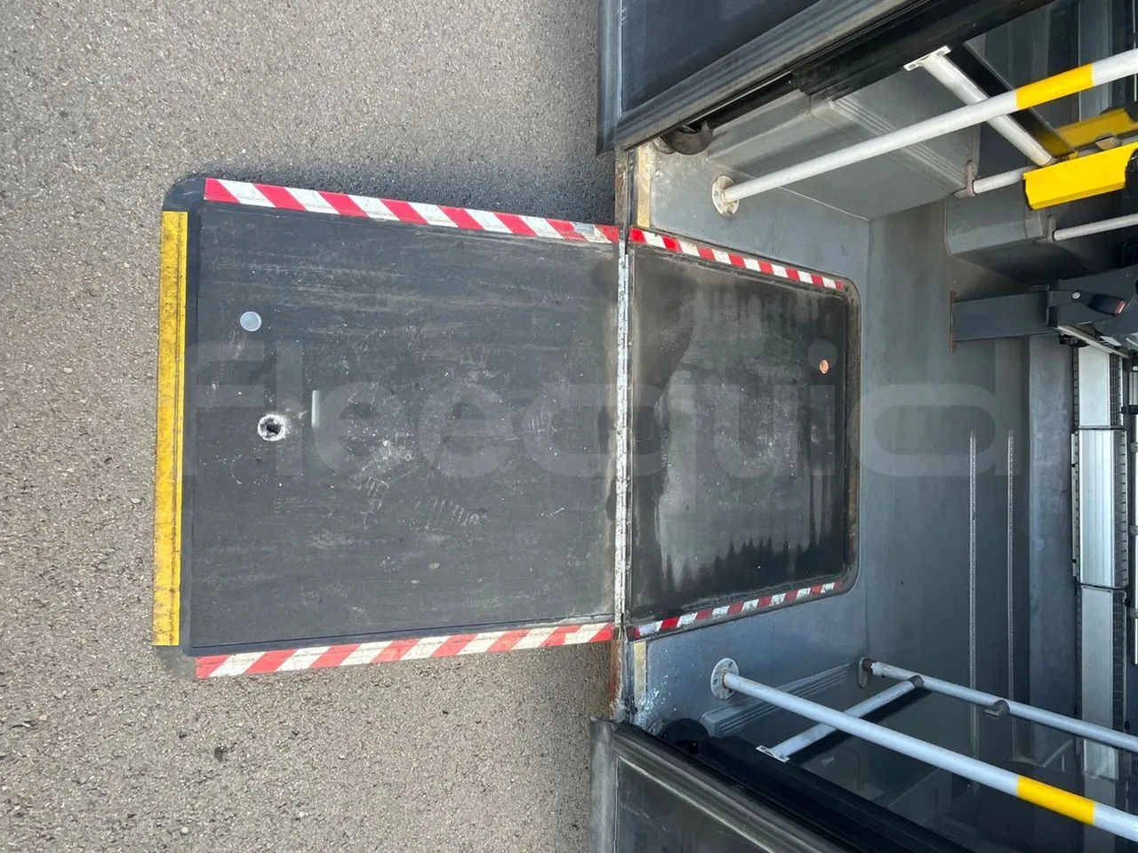 Volvo G891H L291LH24J8100 / Euro 6 - 177 Kw - 18.750 Mt - platform open photo
