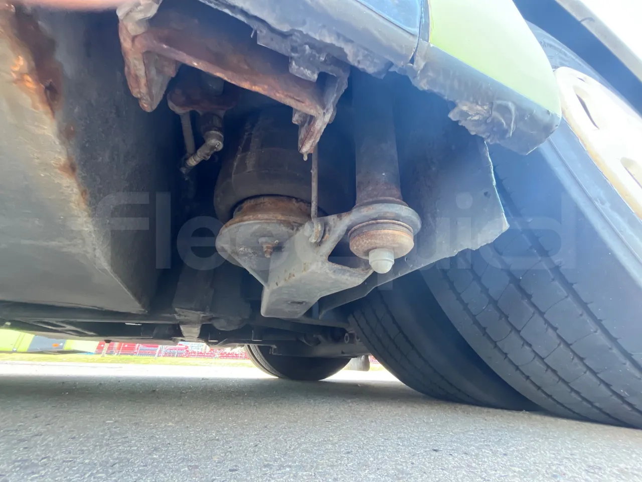 Volvo G891H L291LH24J8100 / Euro 6 - 177 Kw - 18.750 Mt - axle 2 shock absorbers 2 left