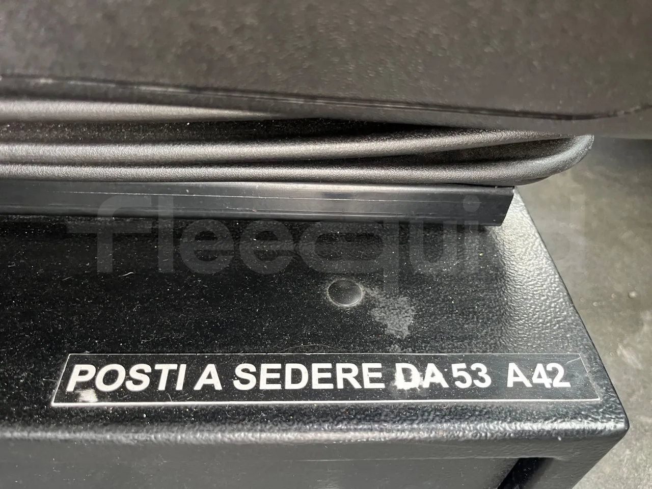 Irizar i6 12.35 - EUR6 - 305kW - 12.200m - seat plate photo