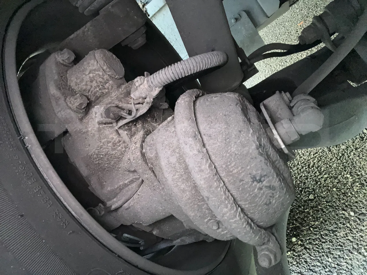 Irisbus Citelis PS09D1 PS09D1-98  - Euro5 - 213kW - 11.990mt - front brake calipers right