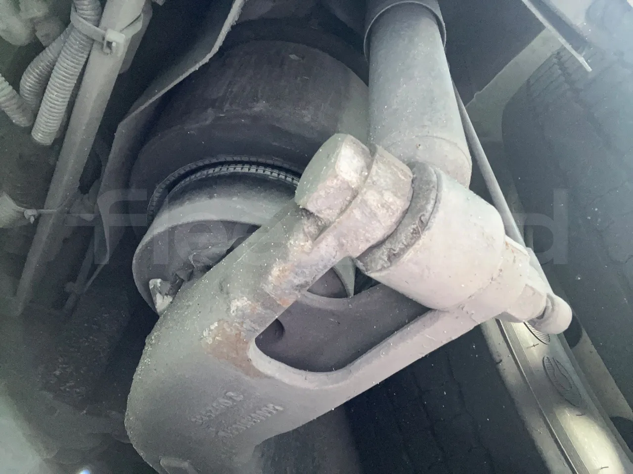 Irisbus Citelis PS09D1 PS09D1-98  - Euro5 - 213kW - 11.990mt - axle 2 shock absorbers 2 left