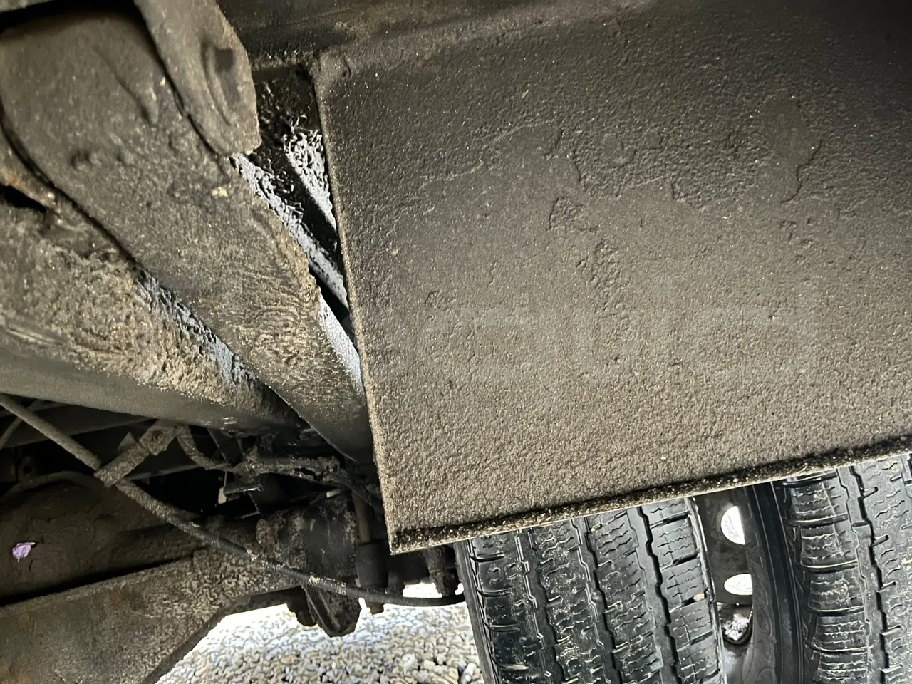 Kutsenits IC HNF-1 - EUR5 - 125kW -8.5m - axel 3 leaf spring left