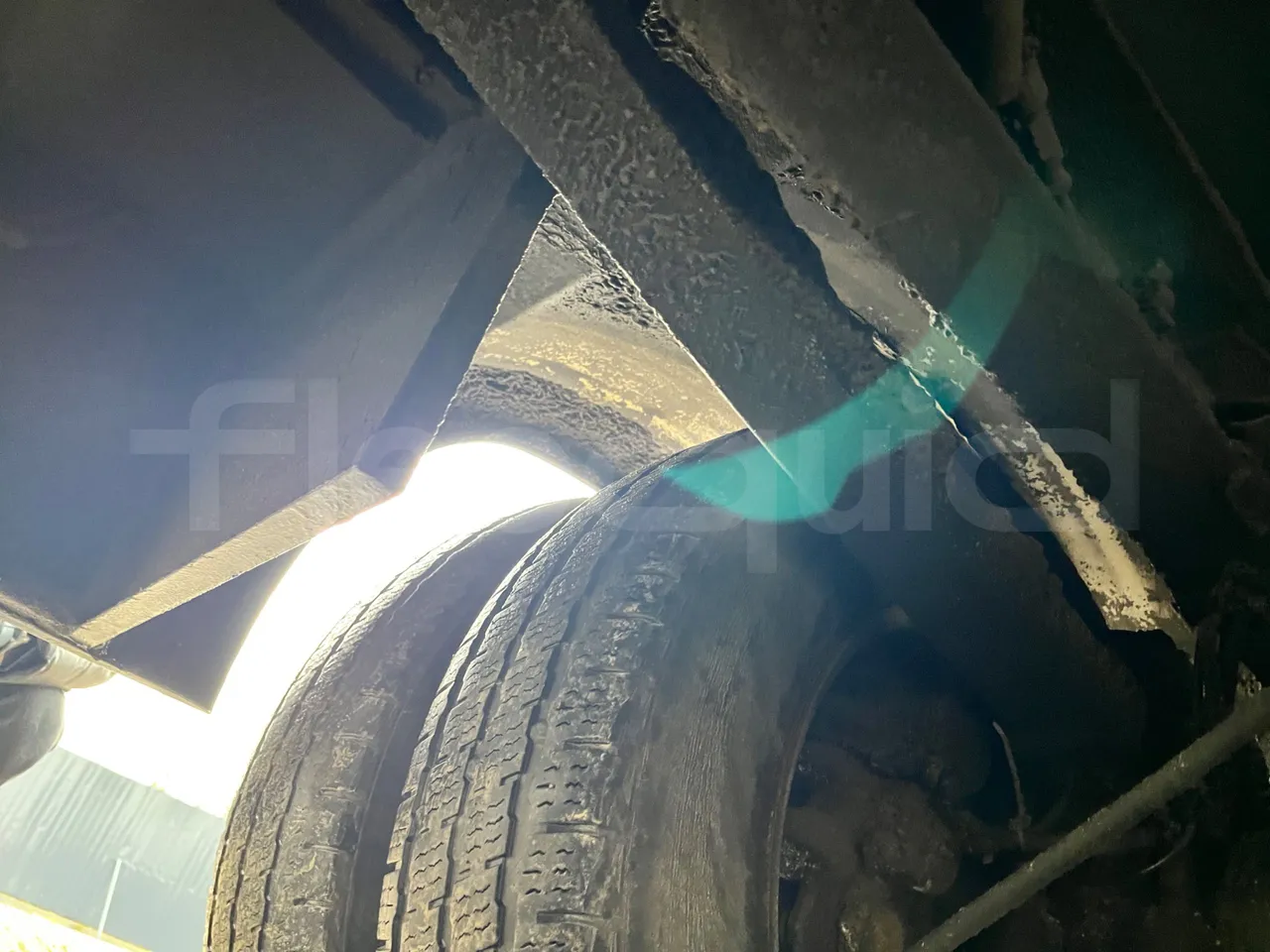 Kutsenits IC HNF-1 - EUR5 - 125kW -8.5m - axel 2 leaf spring right