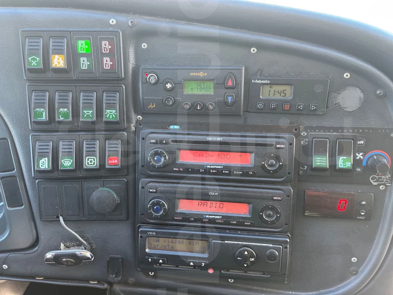 Man 18.314HOCL-NL SL353 -EUR4 -257kW - 12m - radio accessories photo