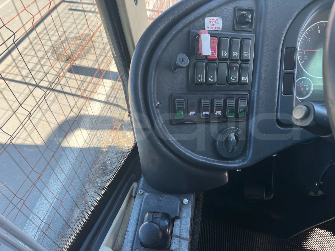 Man 18.314HOCL-NL SL353 -EUR4 -257kW - 12m - onboard devices 2