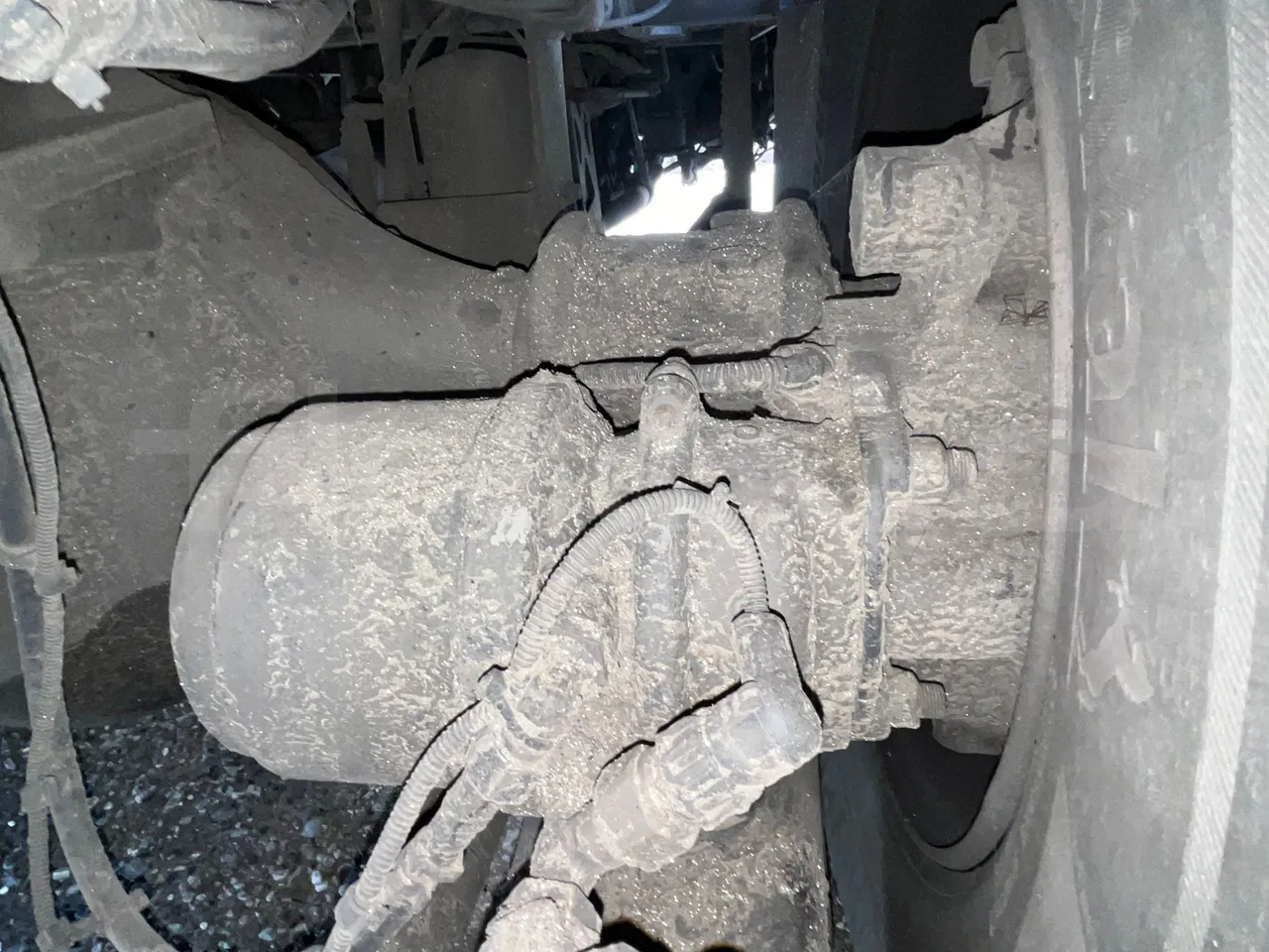 Man 18.314HOCL-NL SL353 -EUR4 -257kW - 12m - axle 2 caliper brakes right
