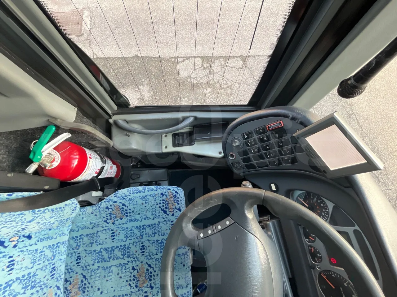 Irisbus New Domino 397E/12.4  - Euro4 - 331kW - 12.410mt - onboard devices 1