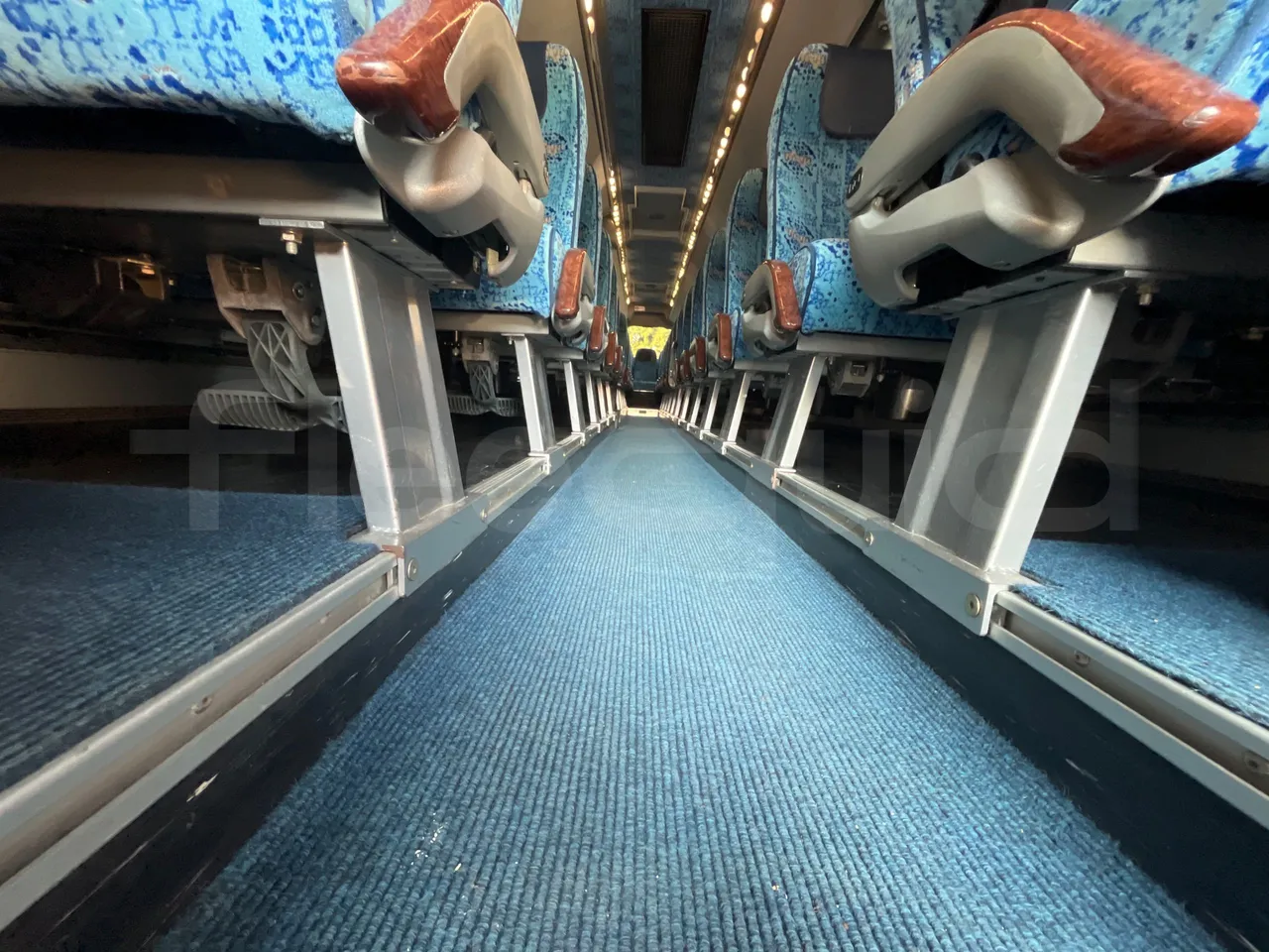 Irisbus New Domino 397E/12.4  - Euro4 - 331kW - 12.410mt - seat brackets photo