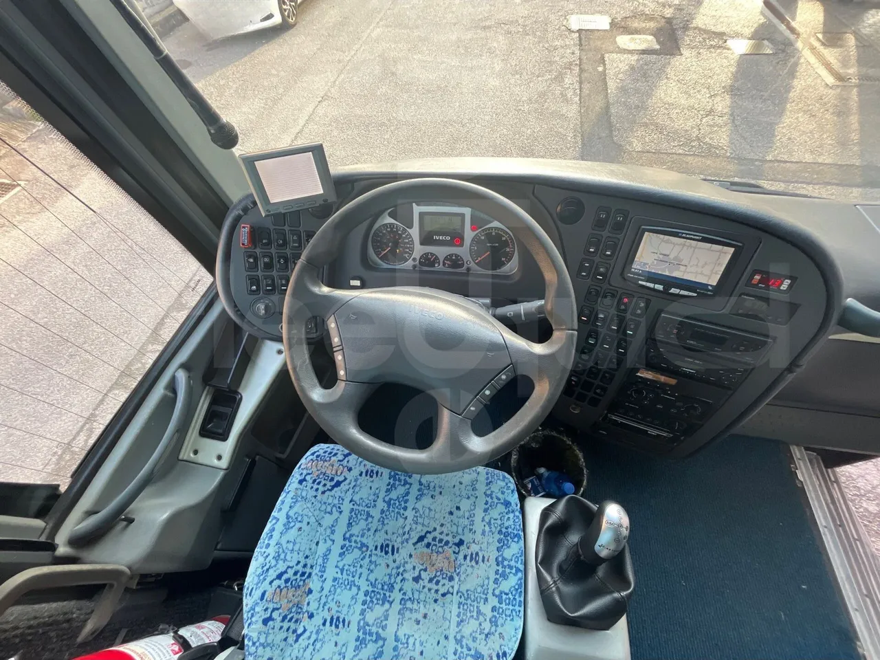 Irisbus New Domino 397E/12.4  - Euro4 - 331kW - 12.410mt - buttons panels on