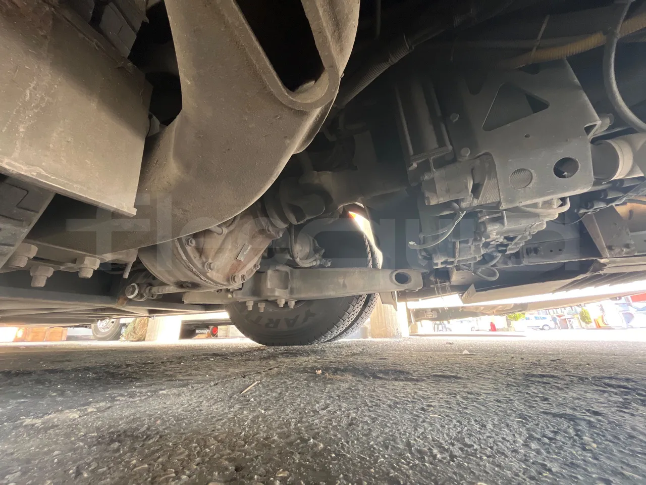 Irisbus New Domino 397E/12.4  - Euro4 - 331kW - 12.410mt - axel 3 caliper brakes right