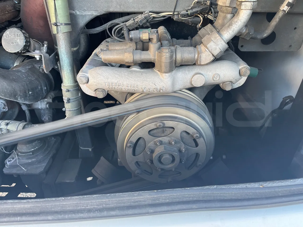 Irisbus New Domino 397E/12.4  - Euro4 - 331kW - 12.410mt - air conditioning compressor