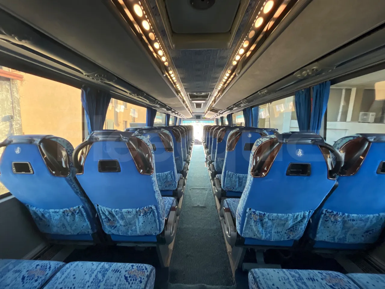 Irisbus New Domino 397E/12.4  - Euro4 - 331kW - 12.410mt - forward view all seats last row height