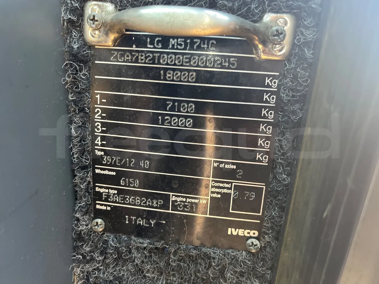 Irisbus New Domino 397E/12.4  - Euro4 - 331kW - 12.410mt - vehicle plate photo