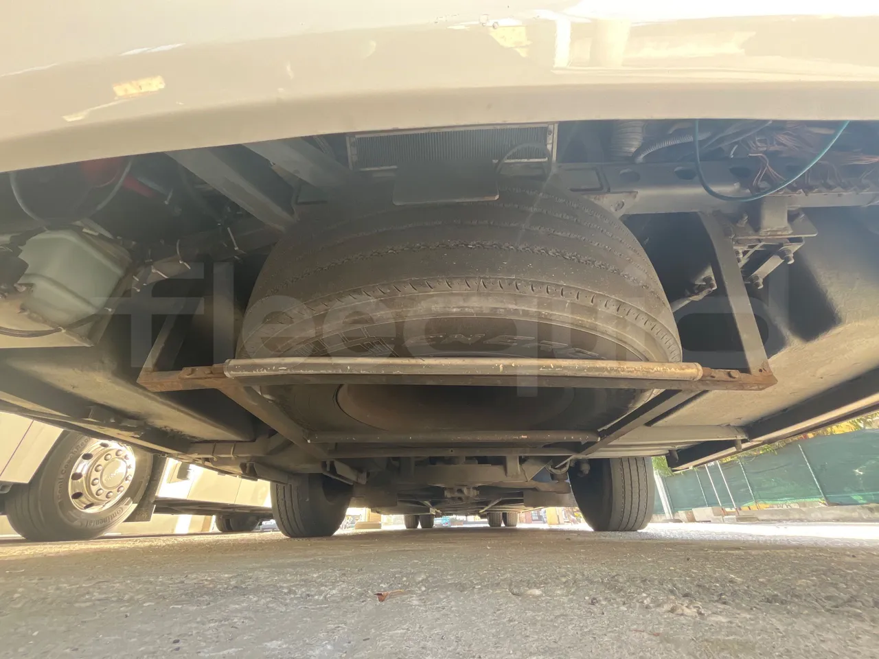 Irisbus New Domino 397E/12.4  - Euro4 - 331kW - 12.410mt - front undercarriage from front