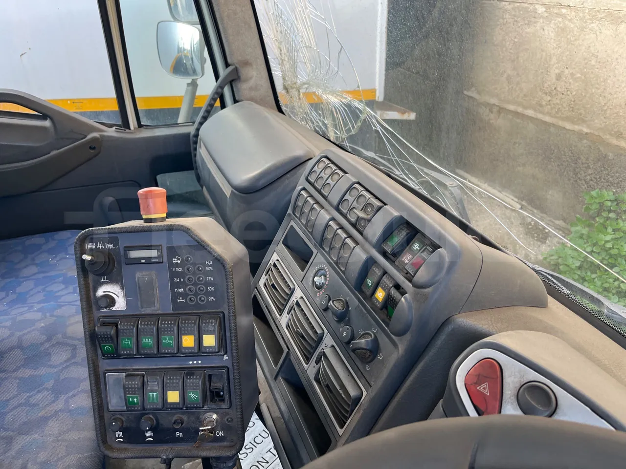 Iveco 130/120 Euro3 - 134kW - 5.995mt - onboard devices 2