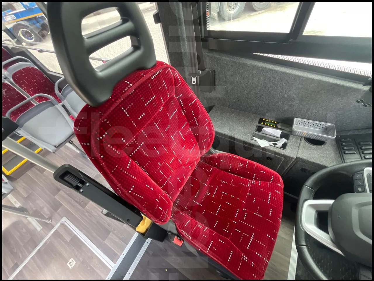 Iveco Daily 70C18 - EUR6 - 132kW - 8.04m - onboard devices 1