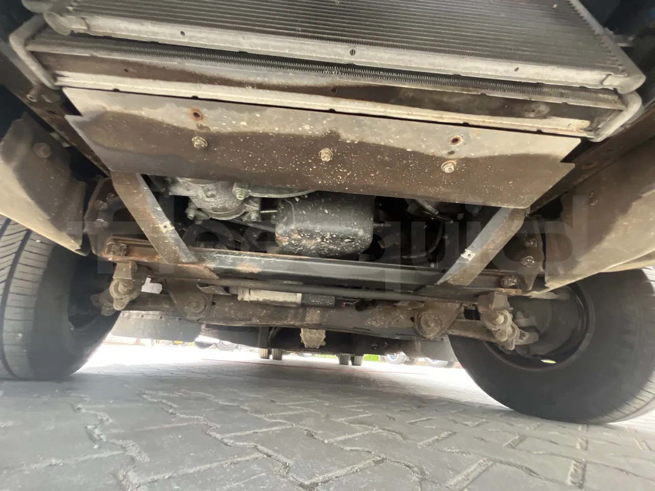 Iveco Daily 70C18 - EUR6 - 132kW - 8.04m - tread condition second axle tires right