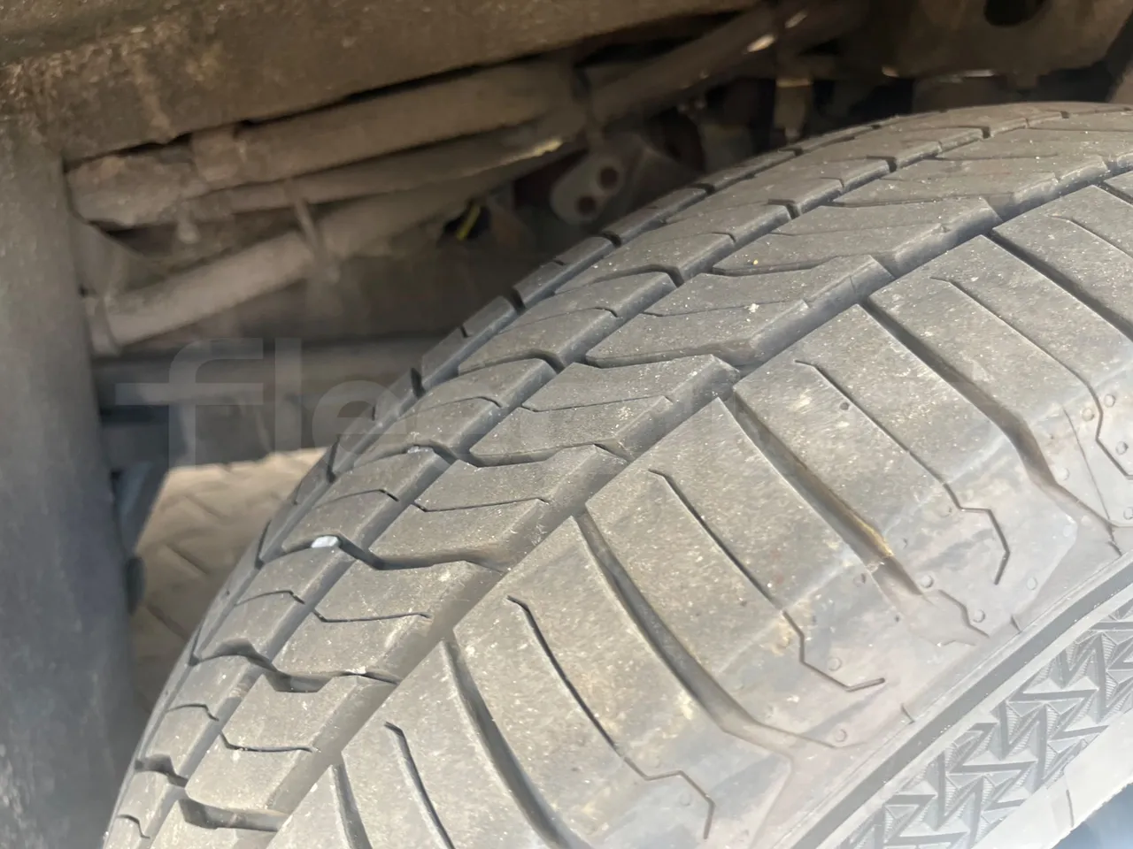 Iveco Daily 70C18 - EUR6 - 132kW - 8.04m - rear left tire photo