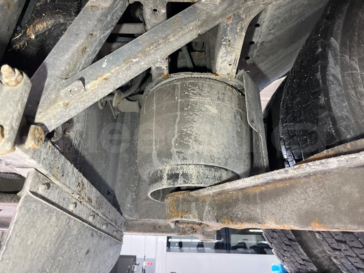 Temsa Safari RD R A T-I53 - Euro 5 - 266 kw - 12.200 mt - axel 2 air springs 2 left