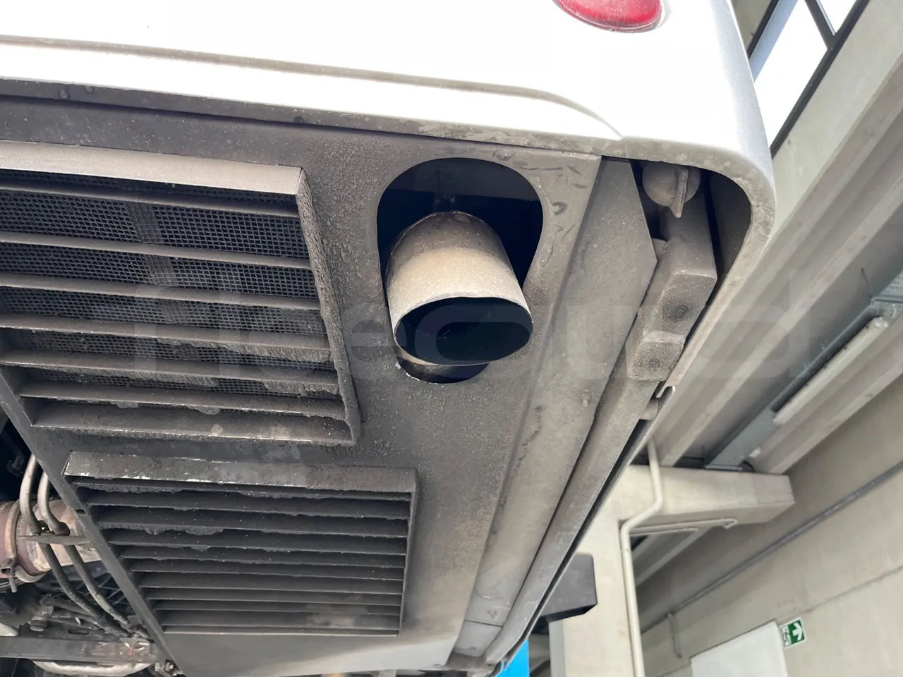 Temsa Safari RD R A T-I53 - Euro 5 - 266 kw - 12.200 mt - exhaust photo