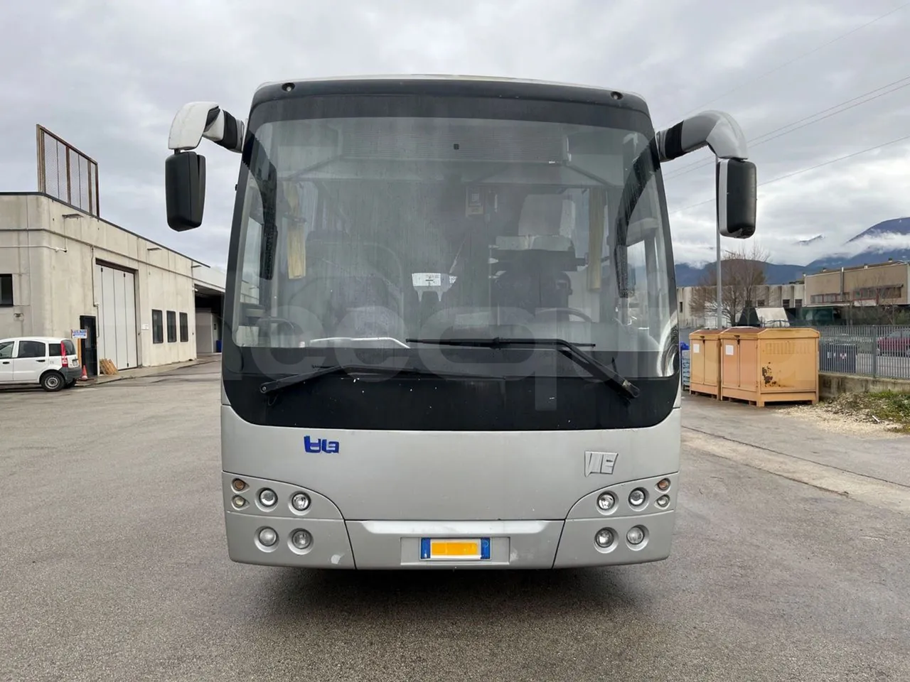 Temsa Safari RD R A T-I53 - Euro 5 - 266 kw - 12.200 mt - front photo