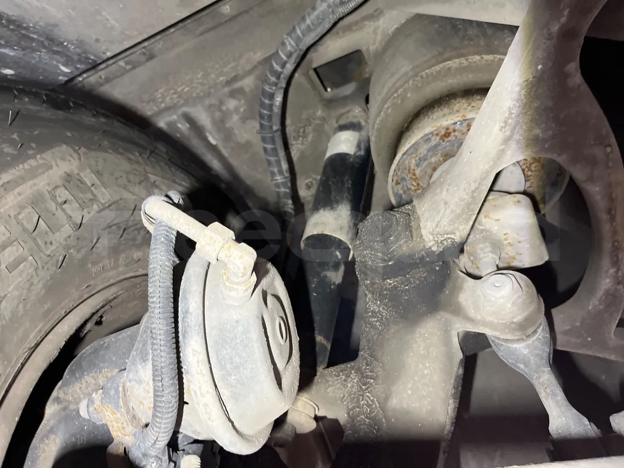 Temsa Safari RD R A T-I53 - Euro 5 - 266 kw - 12.200 mt - front shock absorbers right