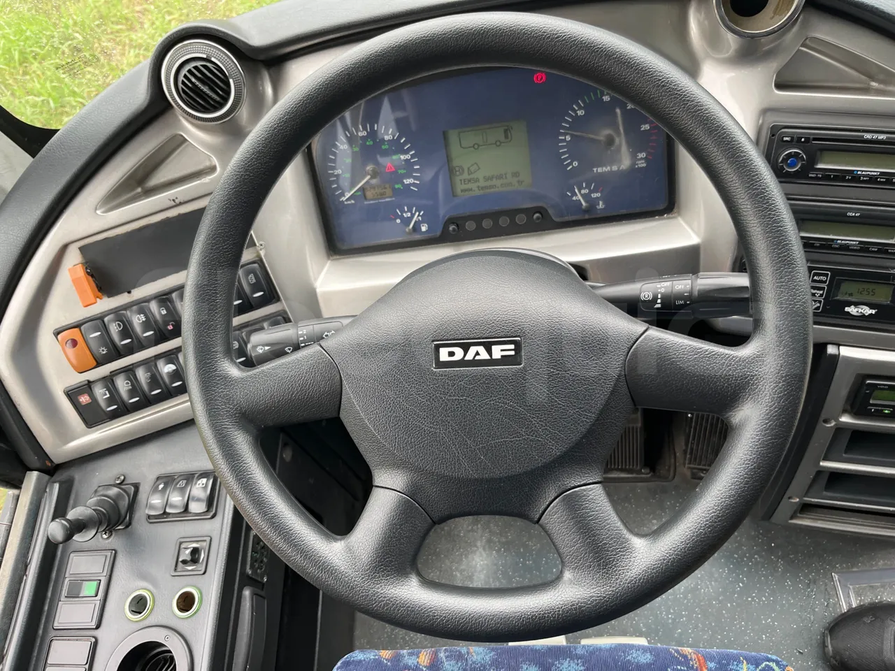 Temsa Safari RD R A T-I53 - Euro 5 - 266 kw - 12.200 mt - steering wheel photo