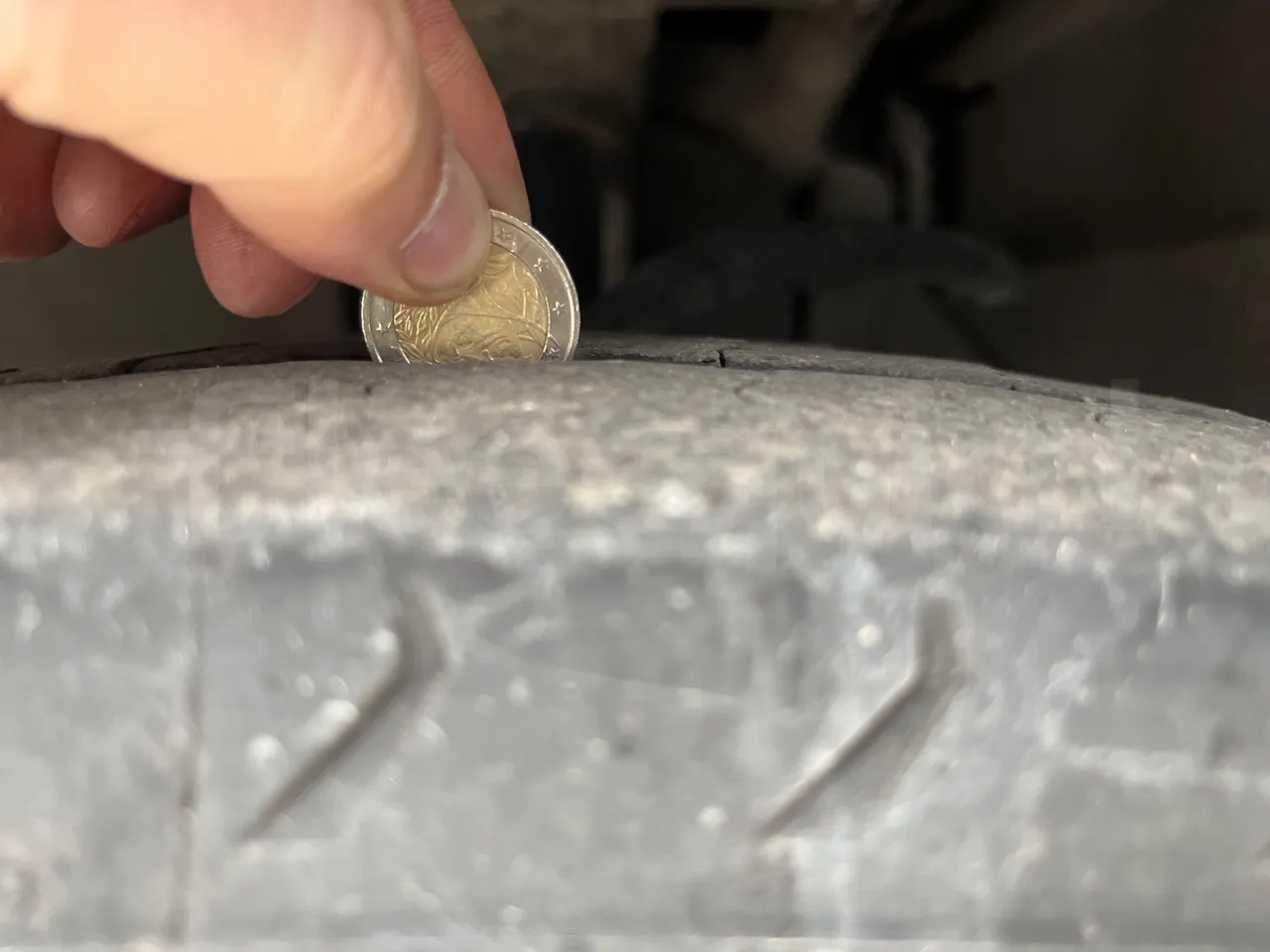 Temsa Safari RD R A T-I53 - Euro 5 - 266 kw - 12.200 mt - rear left tire photo