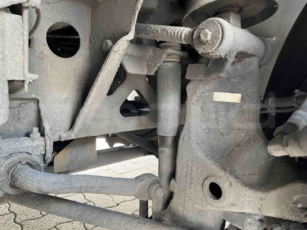 Man Lion's Coach - front shock absorbers right