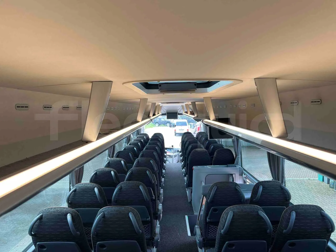 Man Lion's Coach - overhead compartments photo